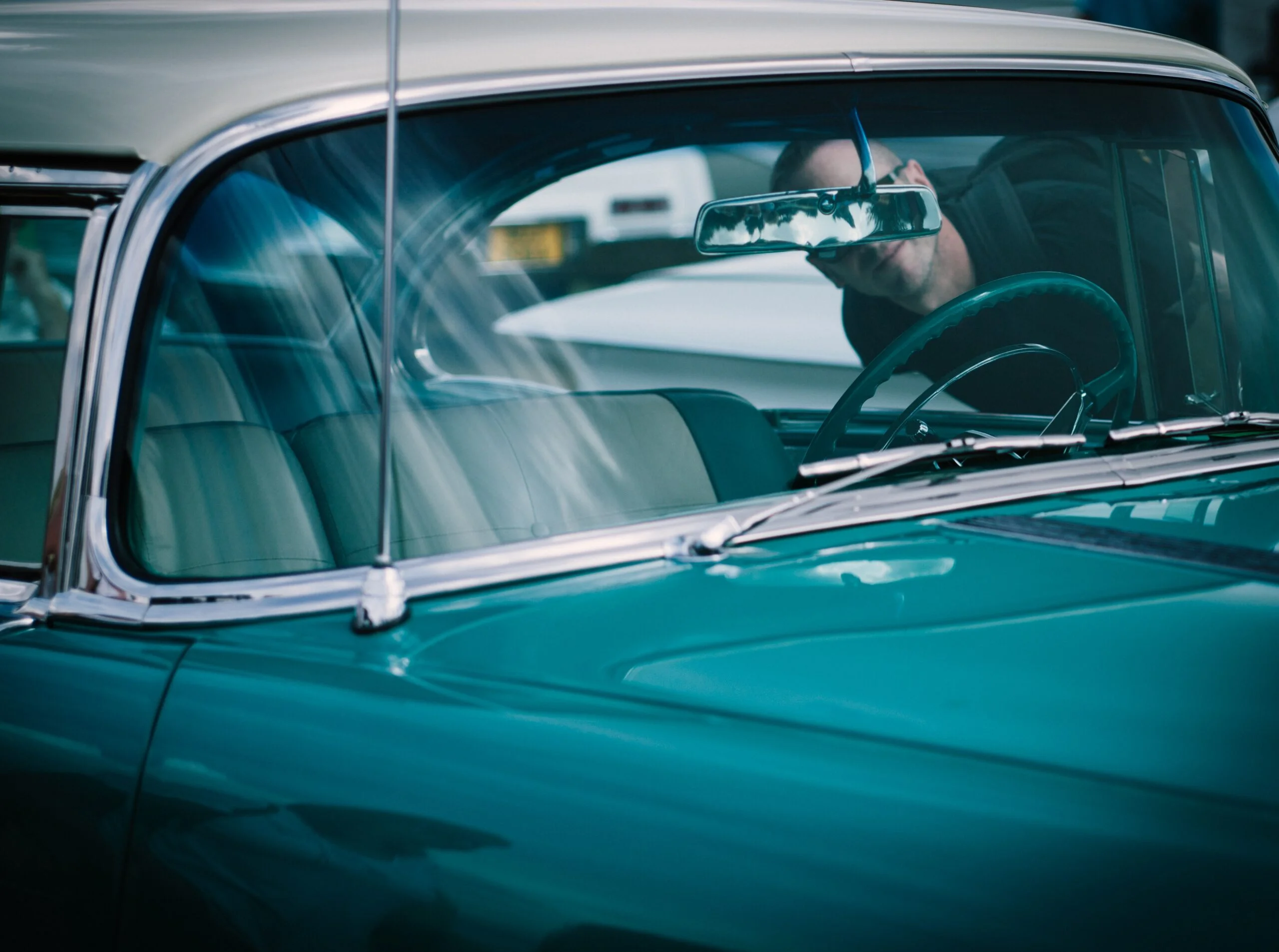 Keywords: windscreen wipers maintenance,how to maintain windscreen wipers,wiper blade care,replace wiper blades,car wiper maintenance,windshield maintenance tips,extend wiper blade life,clean wiper blades.,Windscreen wipers maintance,Visibility Clear,Windscreen wipers